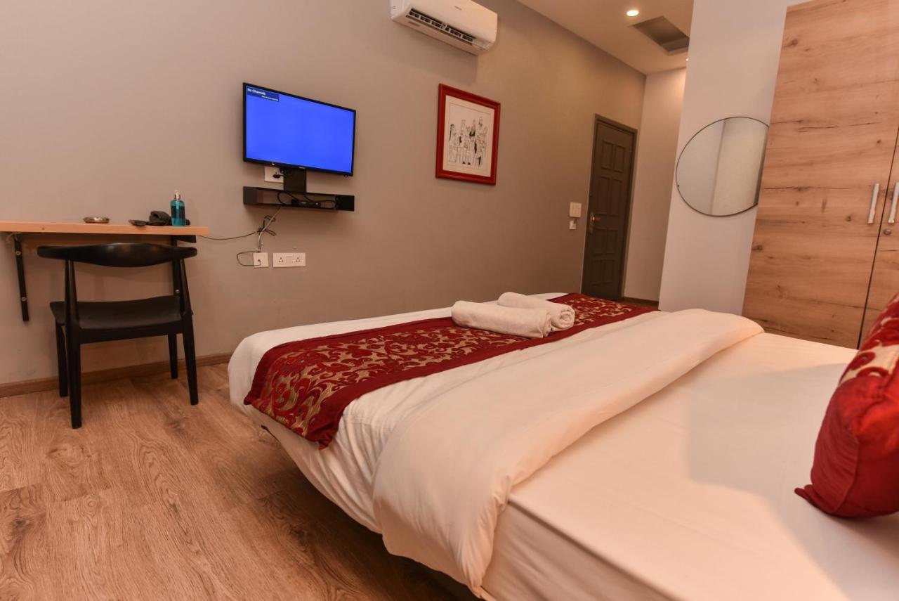 Hotel Admire Inn "Near Atal Chowk, Sector 15, Vasundhara" Газиабад Экстерьер фото