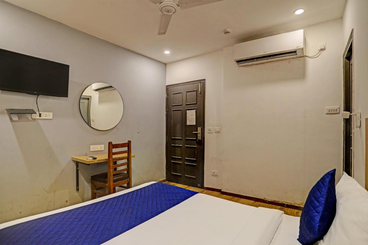 Hotel Admire Inn "Near Atal Chowk, Sector 15, Vasundhara" Газиабад Экстерьер фото